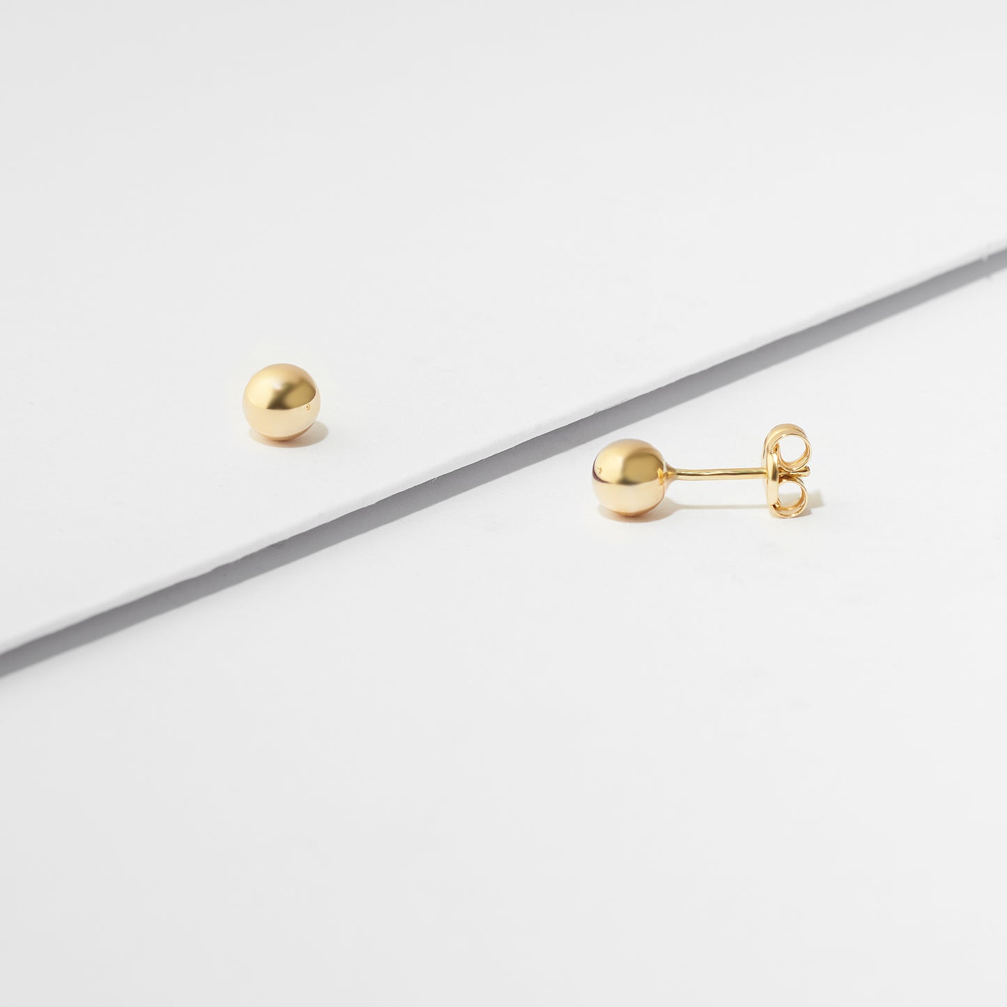 9K Yellow Gold Ball Stud Earrings