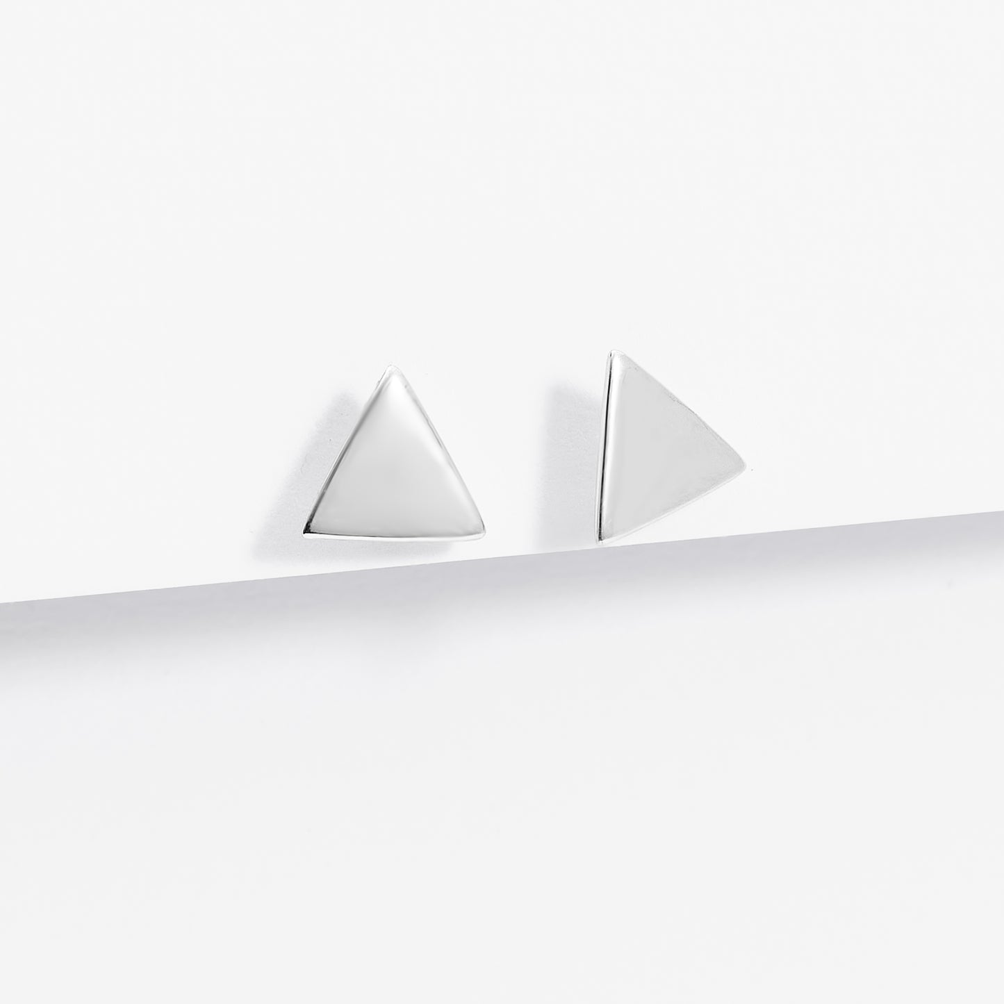 Sterling Silver Flat Triangle Disc Stud Earrings 7mm