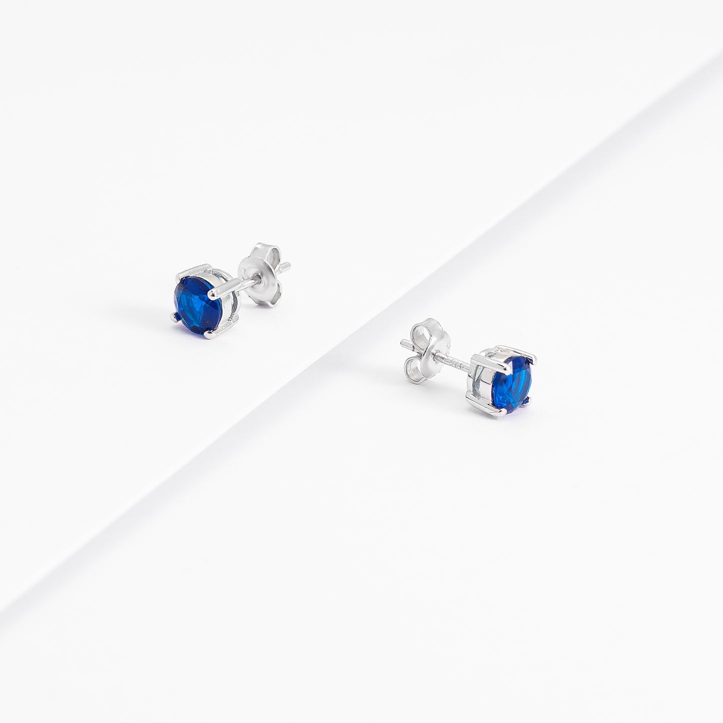 Sterling Silver Blue Zirconia Round Stud Earrings 6mm