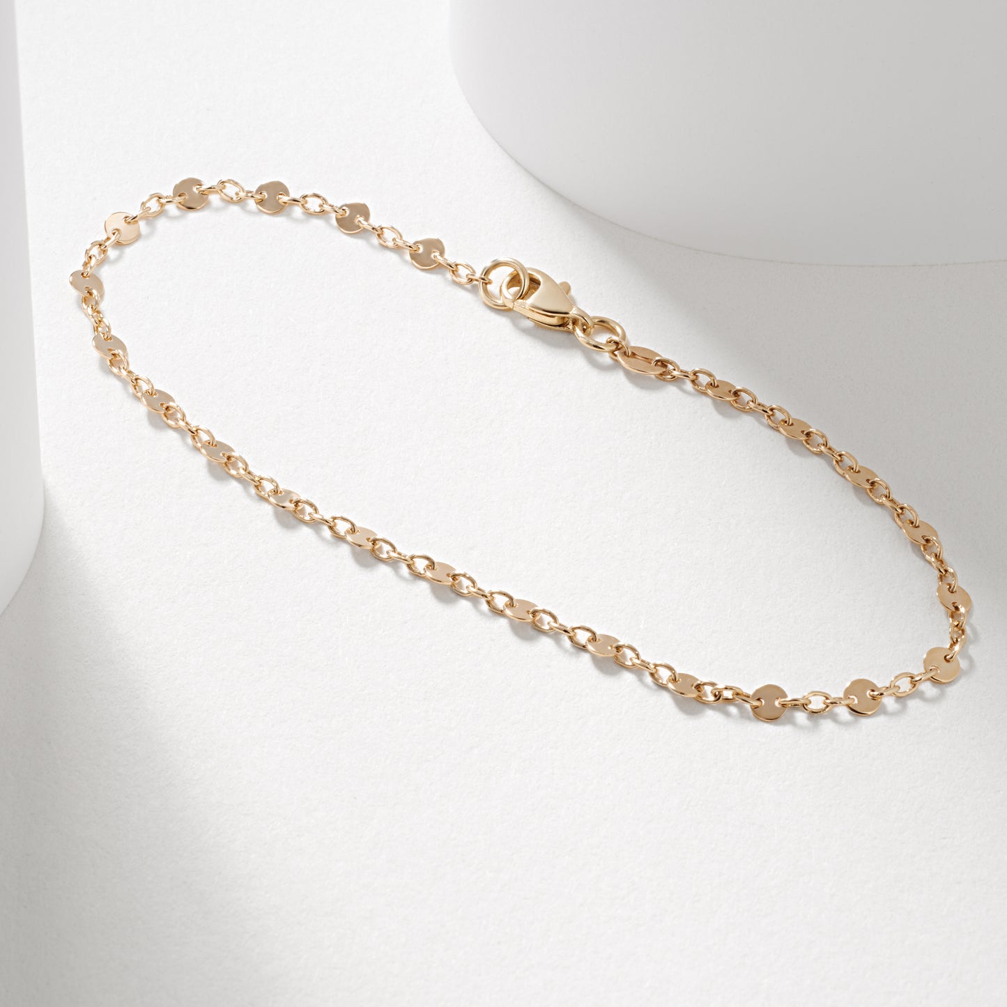 9K Yellow Gold Flat Disc Bracelet 19cm