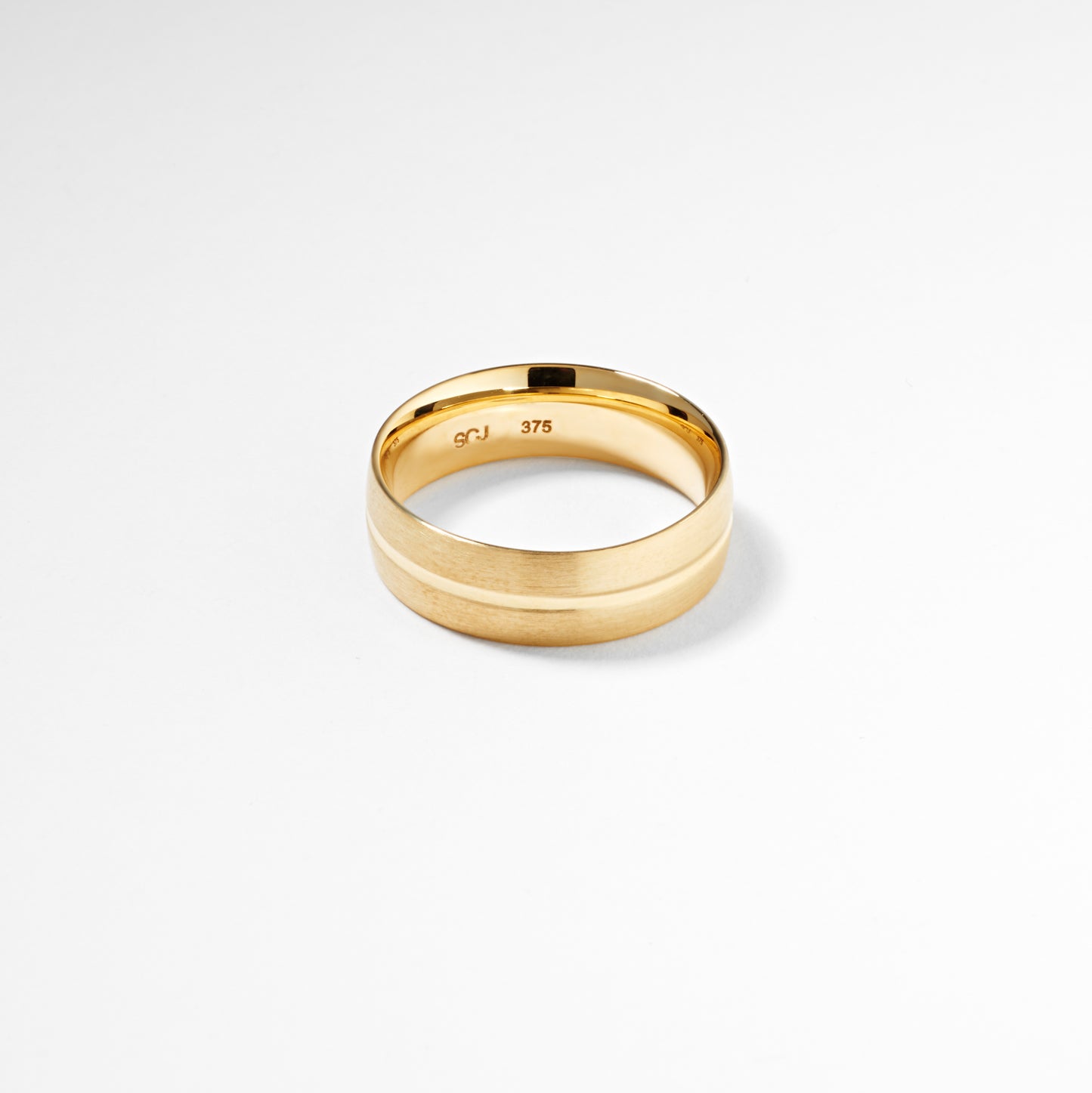 9K Yellow Gold Polished Centre Groove And Bevel Edges Band with Brushed Finish 7mm