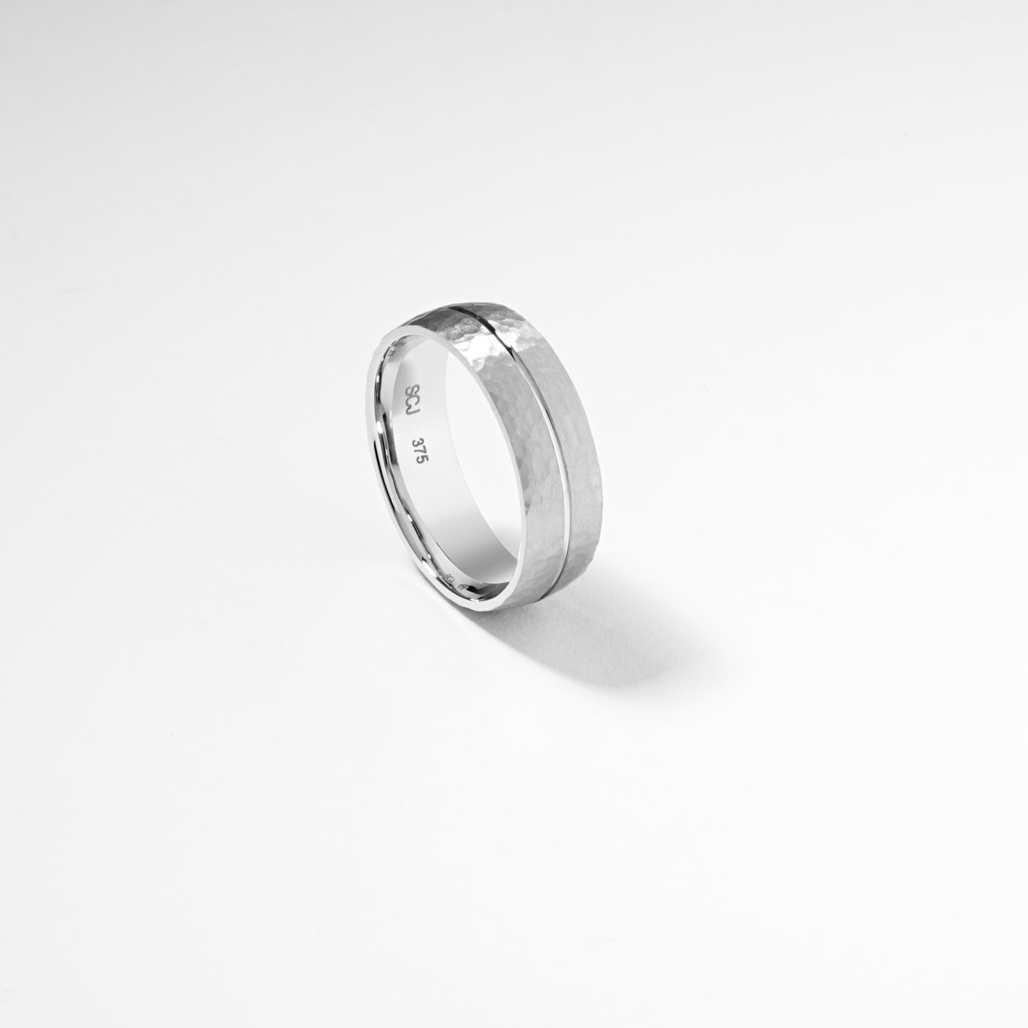 9K White Gold Hammered Finish With Polished Centre Groove Ring 7mm