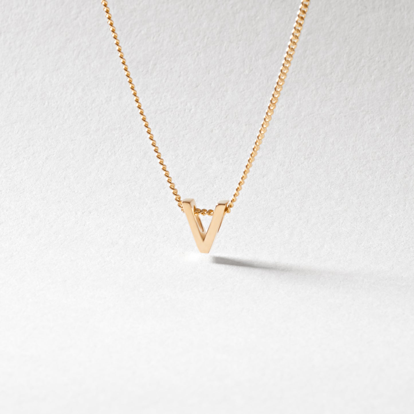 9K Yellow Gold 6mm Slider Initial V with Chain 45cm