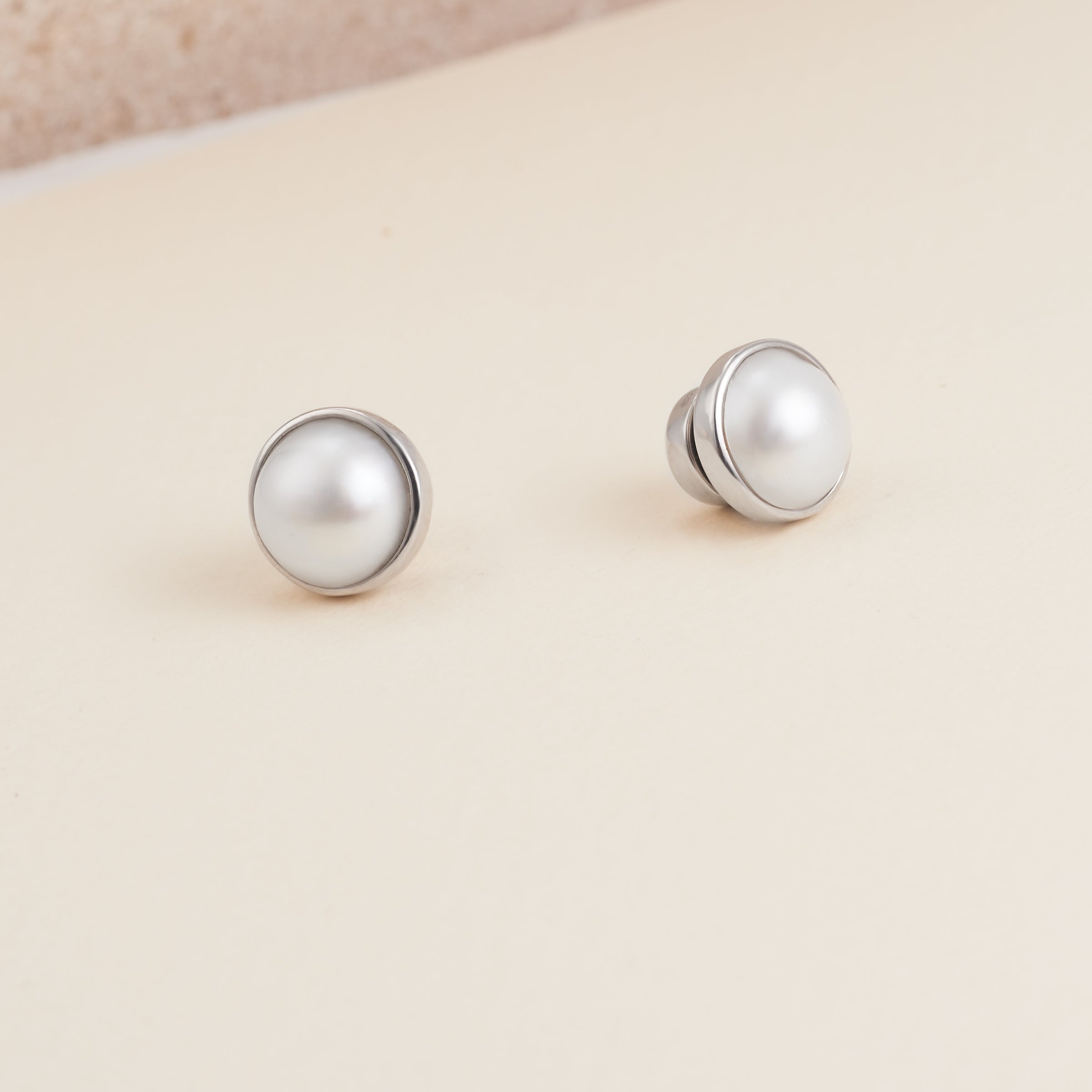 Magnet Ear Clip Imitate Pearl Earrings Non Piercing Jewelry Elegant Ear  Clip | eBay