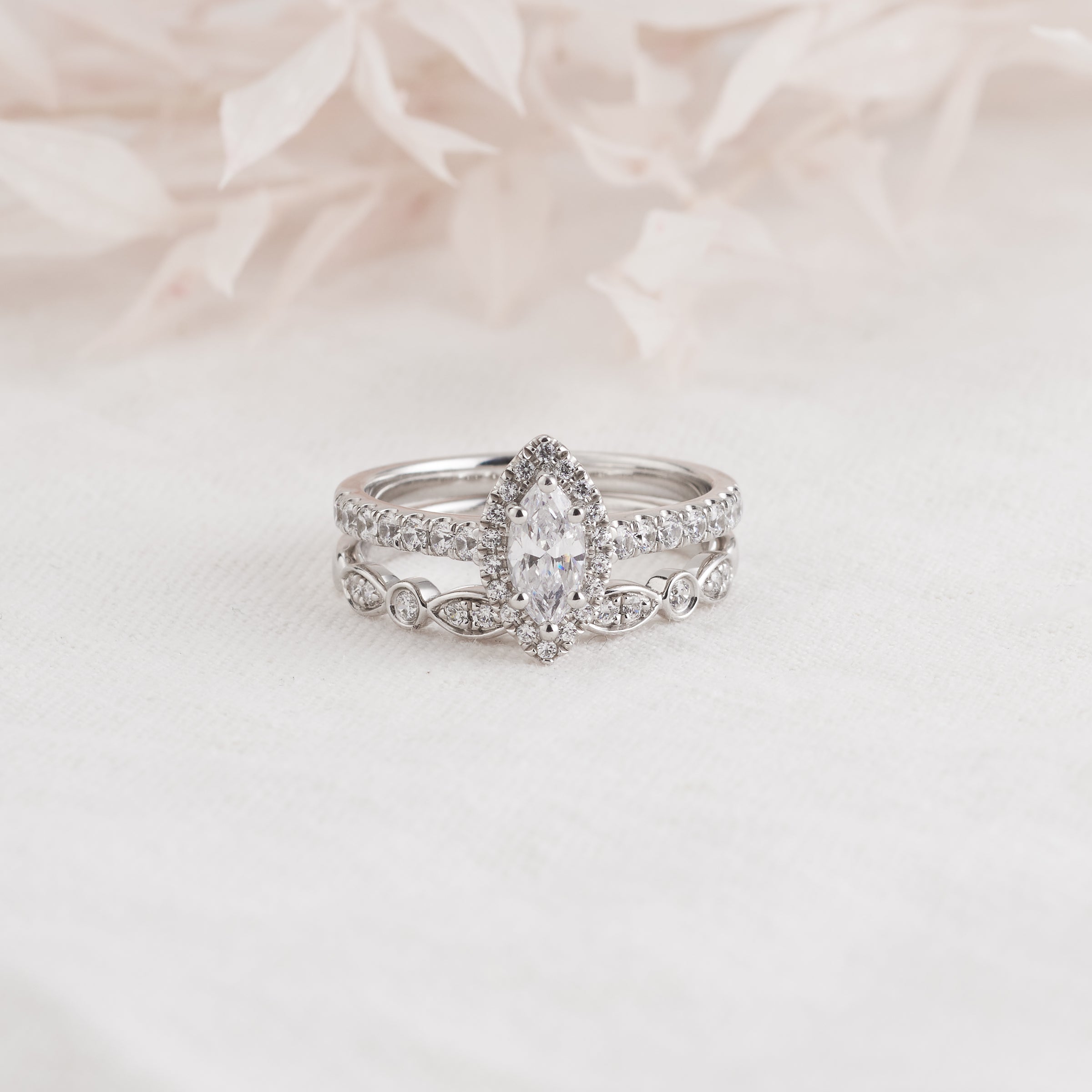 Moissanite deals ring vintage