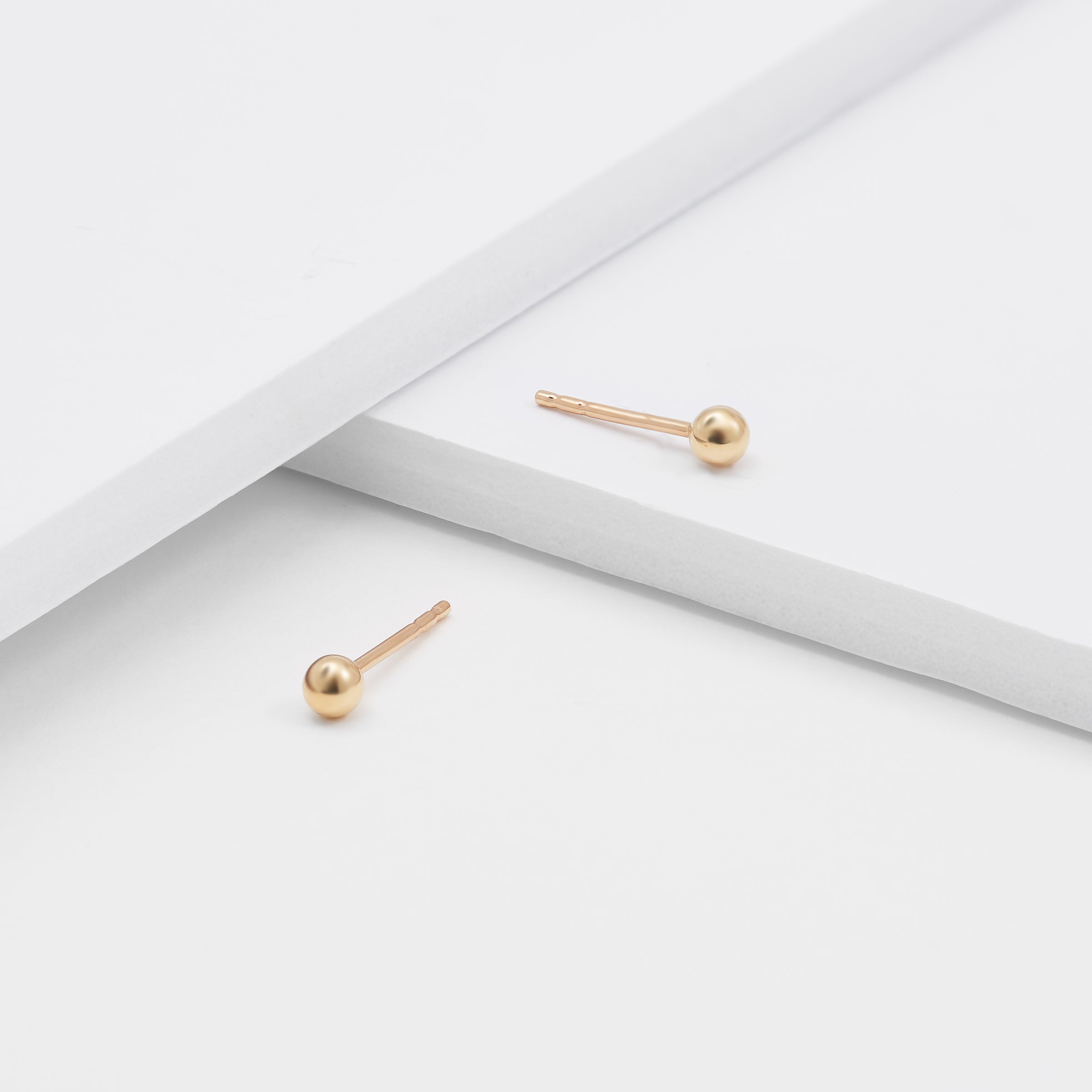 3mm Solid Ball Stud Earrings 14K Gold