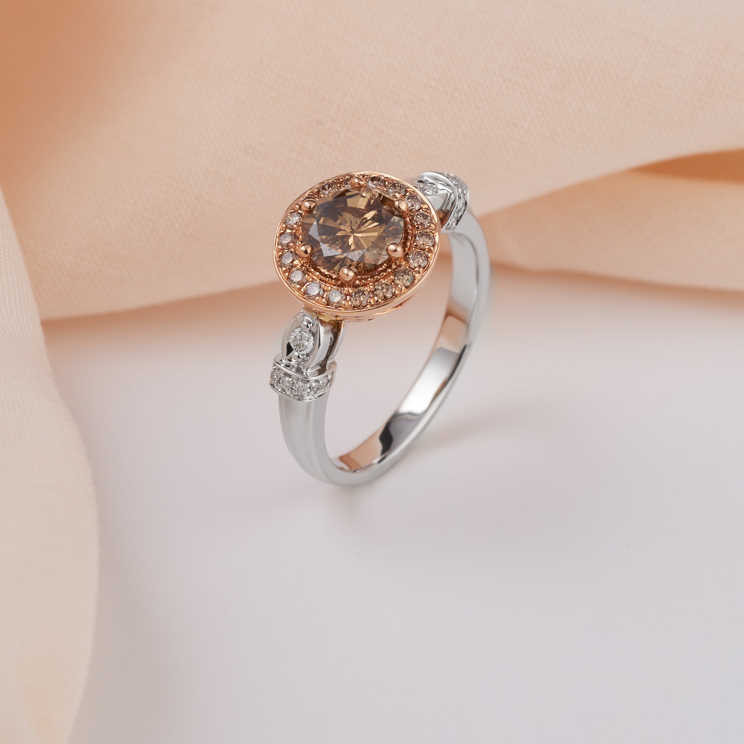 Rose gold store and diamond ring